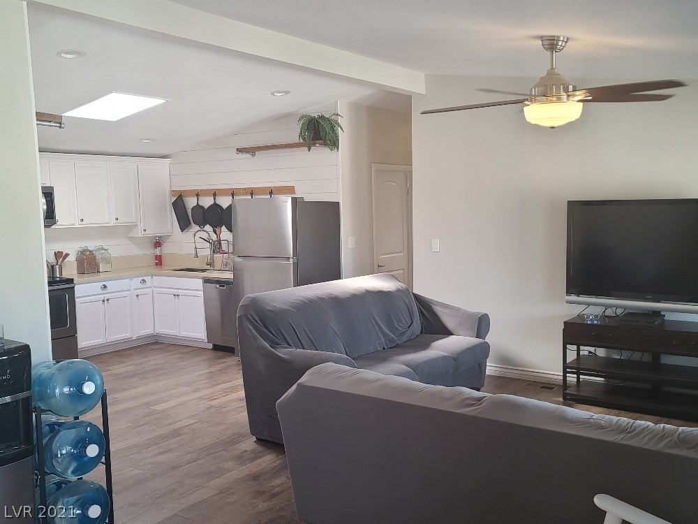 200 Irene Road Pahrump, NV 89060 - Photo 4 of 25 Gallery Image 4