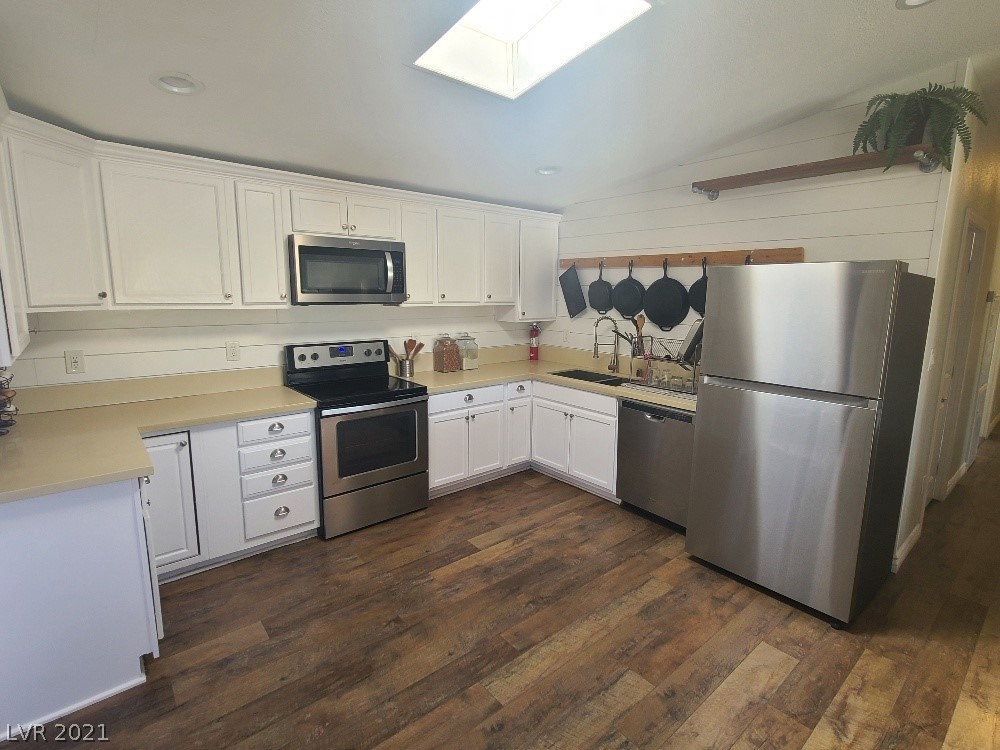 200 Irene Road Pahrump, NV 89060 - Photo 7 of 25 Gallery Image 7