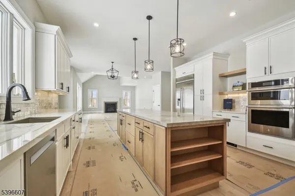 $2,350,000 | 3 Bristol Ridge, Boonton, NJ 07005