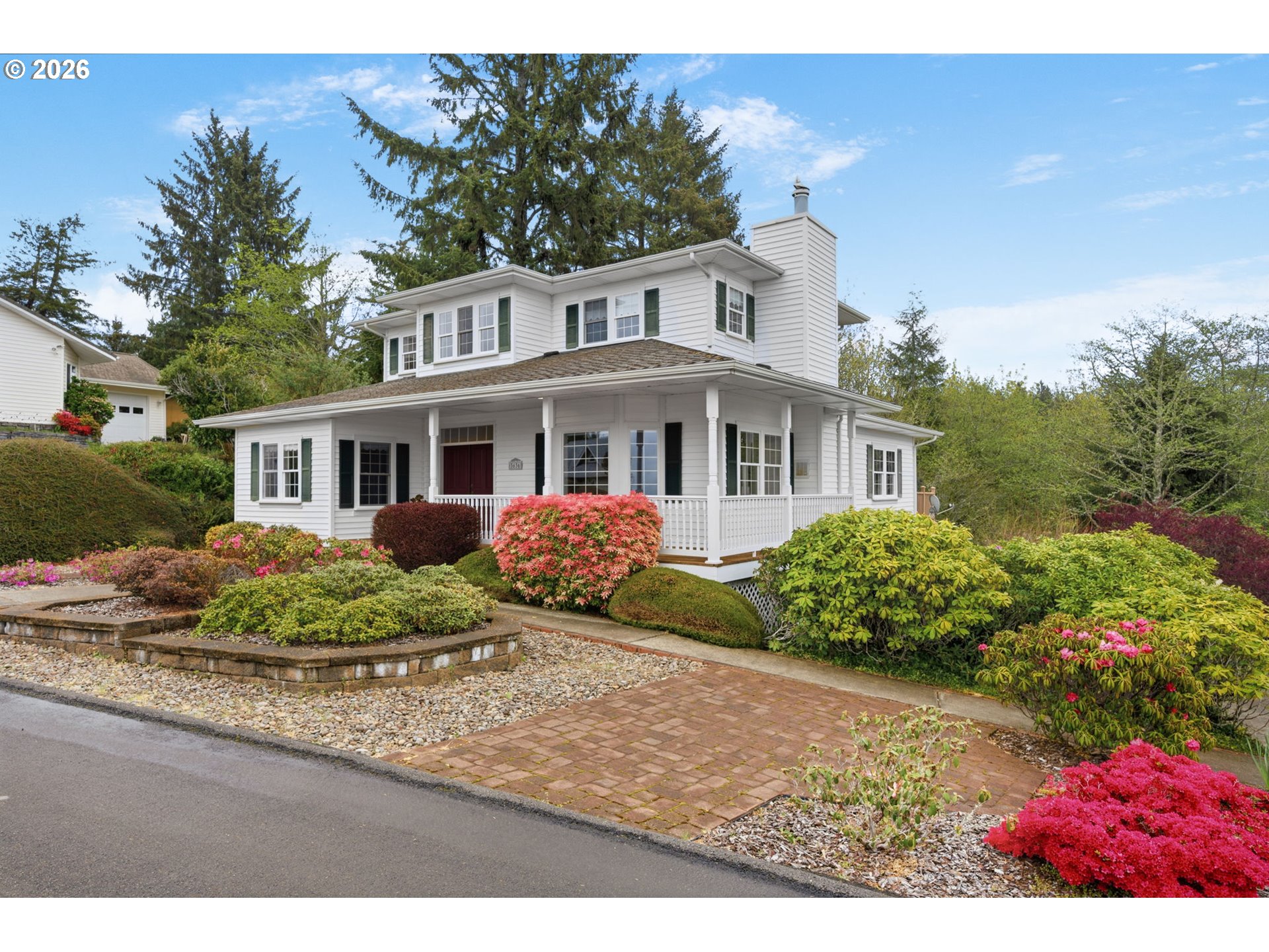 3636 Ocean View Drive Florence, OR 97439 - Photo 3 of 48