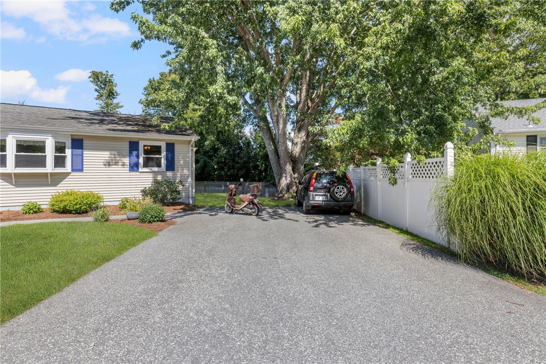 7 Restmere Terrace, Unit A Middletown, RI 02842 - Photo 24 of 34 Gallery Image 24