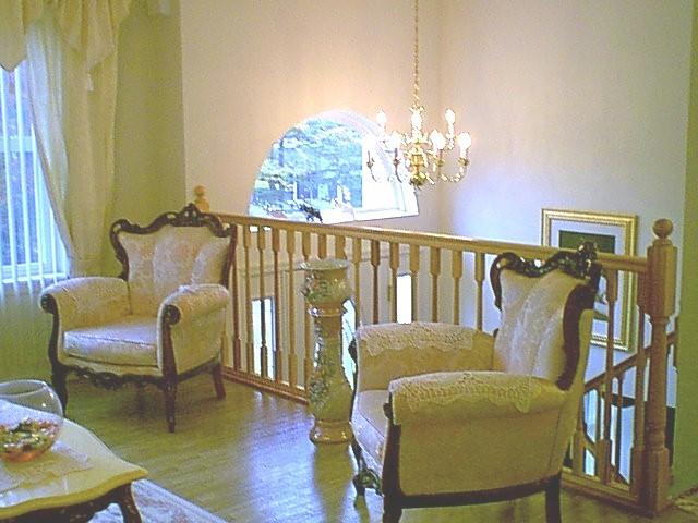 5067 Lake Road Tobyhanna, PA 18466 - Photo 4 of 11 Foyer