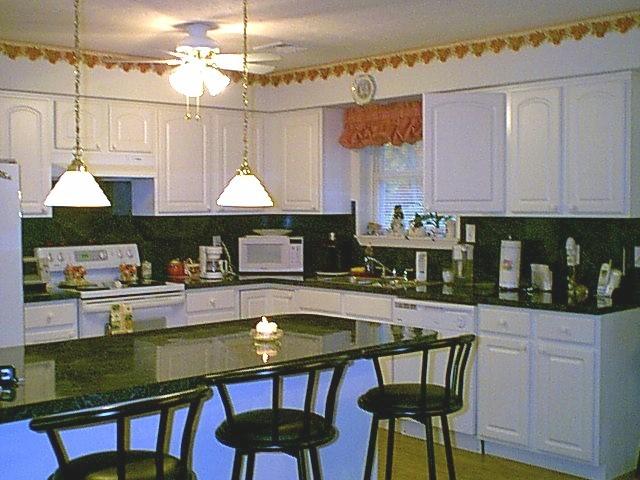 5067 Lake Road Tobyhanna, PA 18466 - Photo 6 of 11 Kitchen