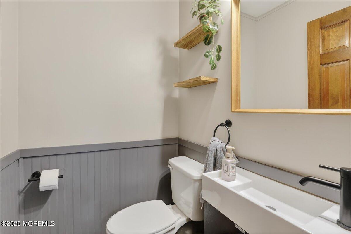 9 Regina Drive Howell, NJ 07731 - Photo 17 of 31 20-Half Bath