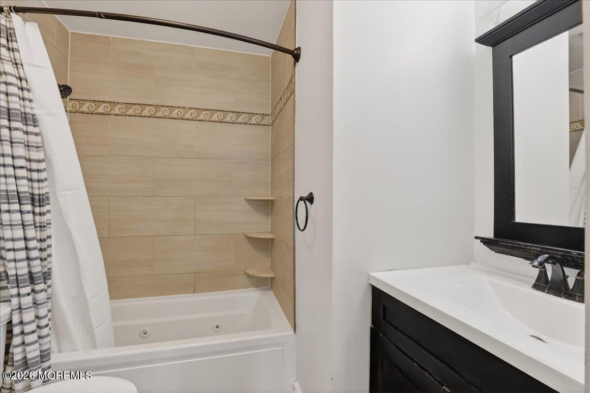 9 Regina Drive Howell, NJ 07731 - Photo 22 of 31 25-Bathroom