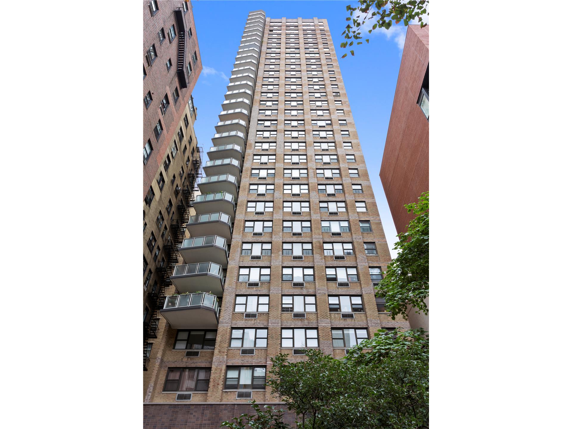 111 East 85th Street, Unit 4D Manhattan, NY 10028 - Photo 14 of 17