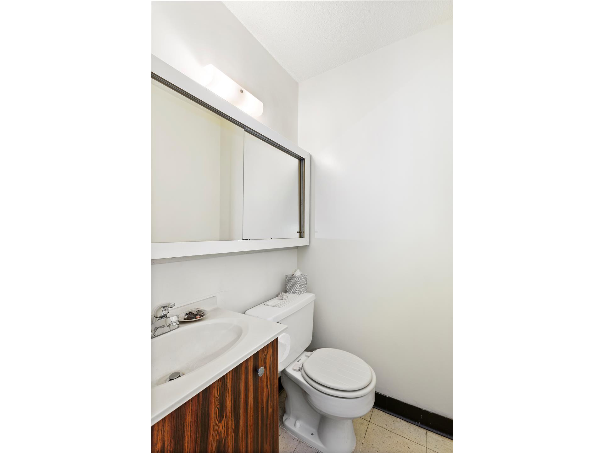 111 East 85th Street, Unit 4D Manhattan, NY 10028 - Photo 6 of 17