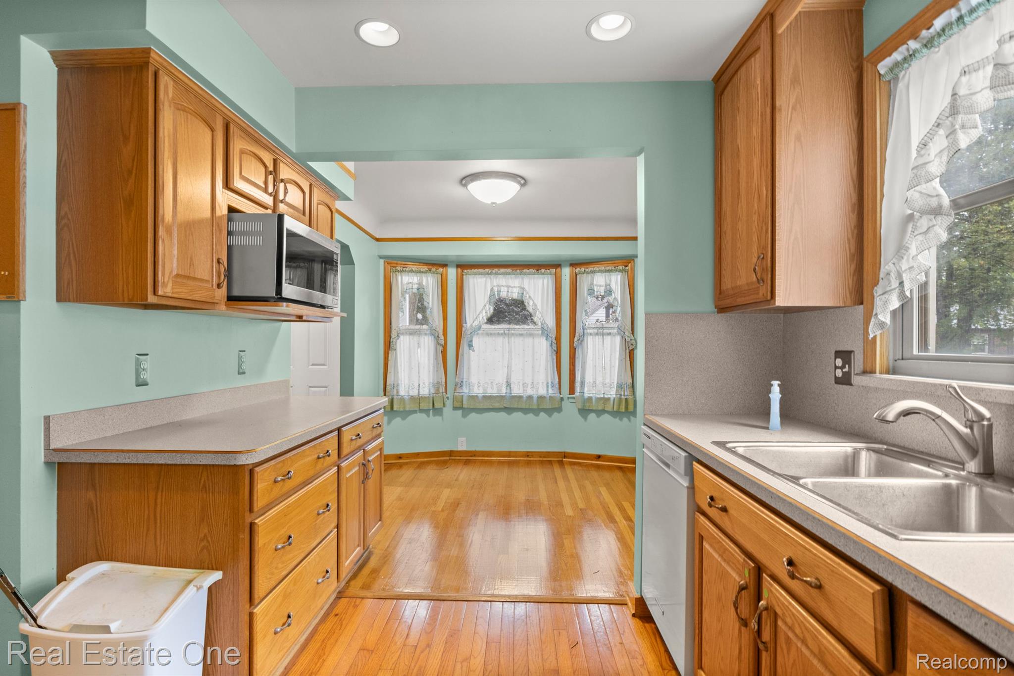 18035 Reed Street Melvindale, MI 48122 - Photo 13 of 37 Gallery Image 13