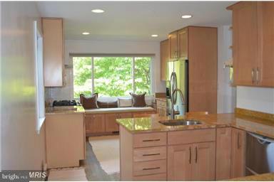 9621 Lorain Avenue Silver Spring, MD 20901 - Photo 8 of 27 Kitchen