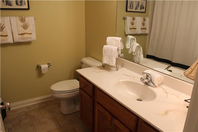 2167 Powell Road Clarksville, TN 37043 - Photo 13 of 20 Hall Bath