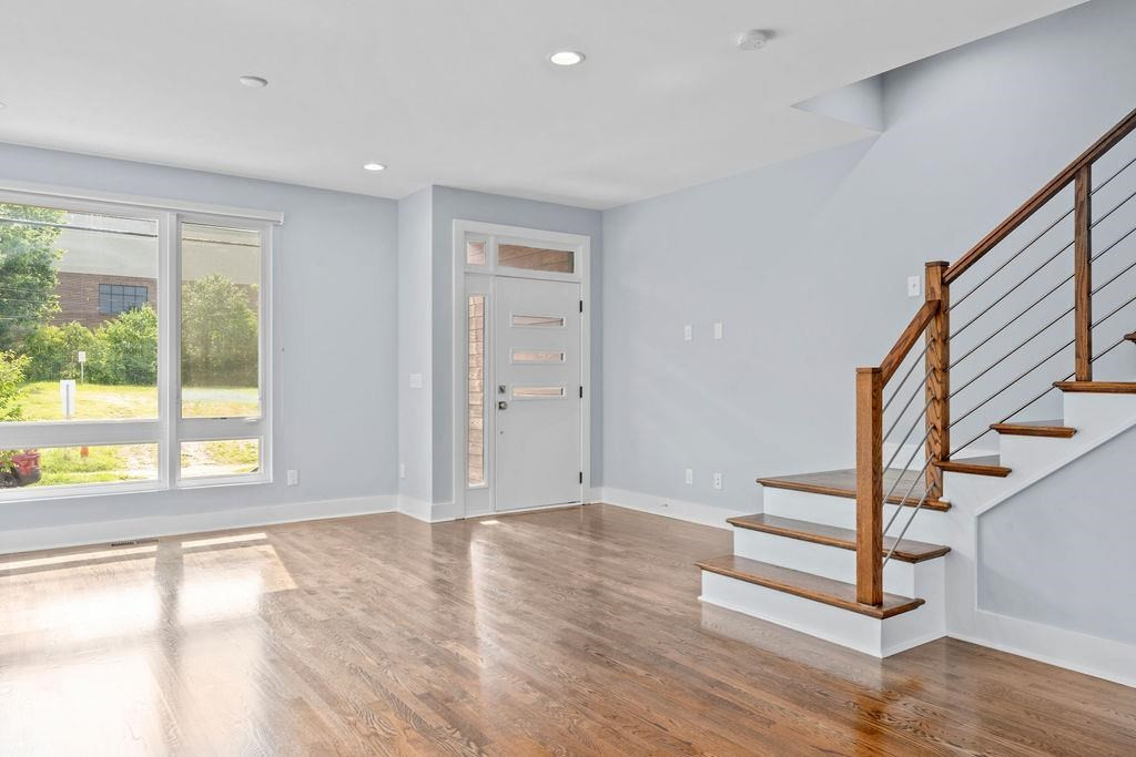 612 South West Street Raleigh, NC 27601 - Photo 4 of 30 Photo 4