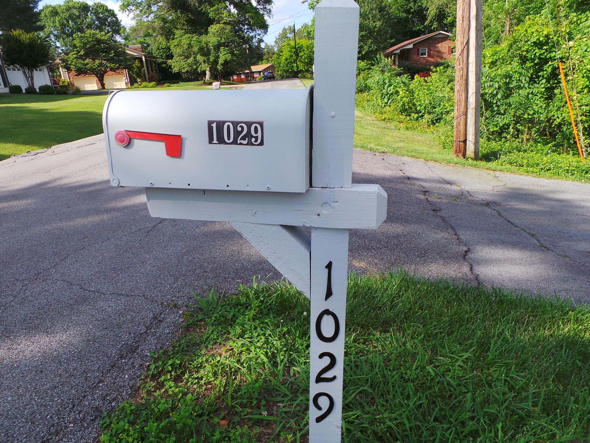 1029 Amersham Road Kingsport, TN 37660 - Photo 65 of 73 YOUR NEW ADDRESS?