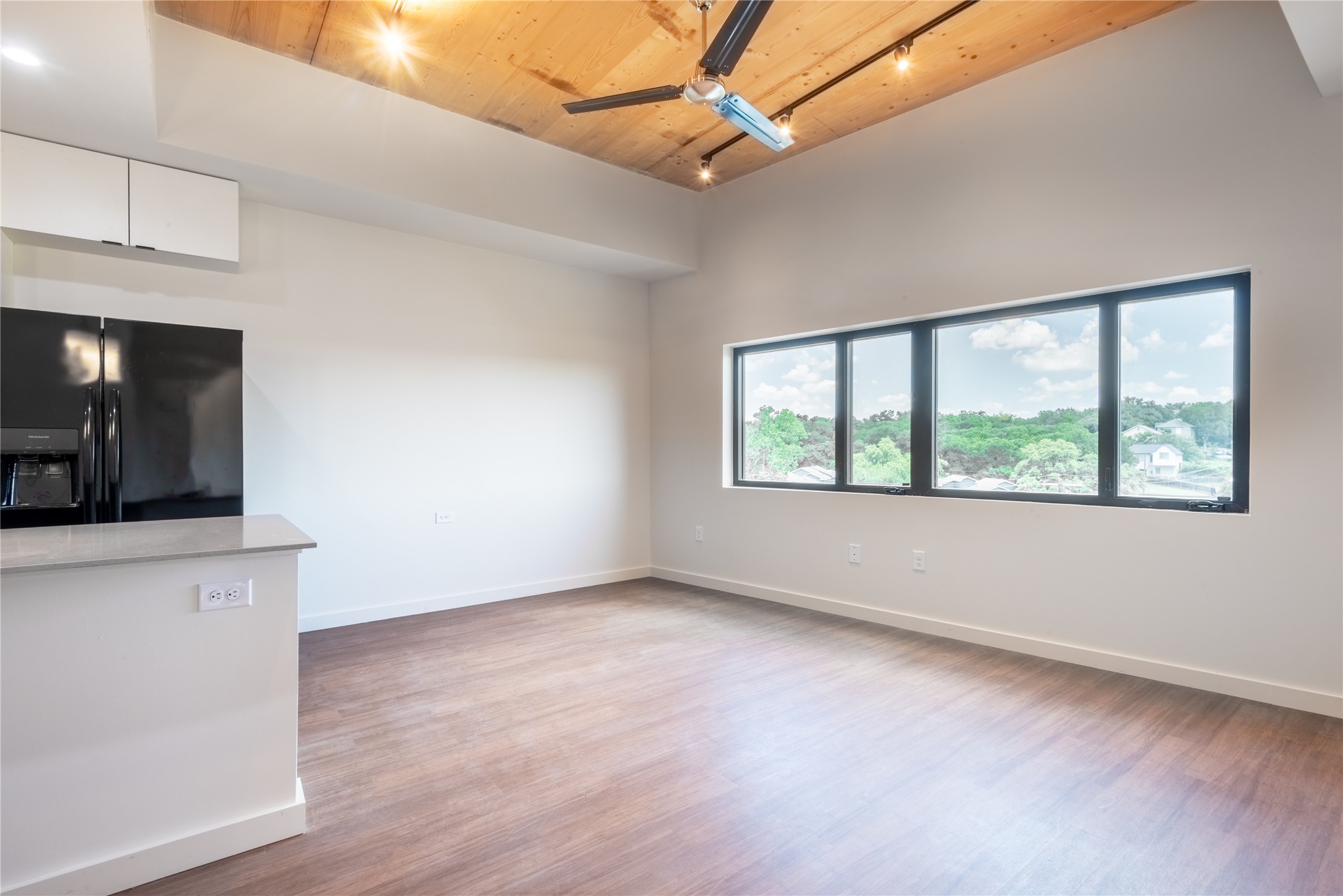 3515 Webberville Road, Unit CANOPY Austin, TX 78702 - Photo 4 of 20