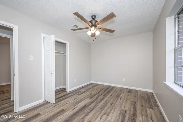 $2,000 | 210 Lamey Court, Ocean Springs, MS 39564