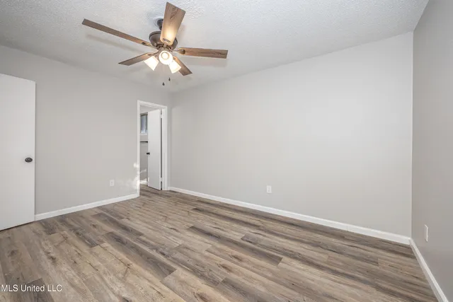 $2,000 | 210 Lamey Court, Ocean Springs, MS 39564