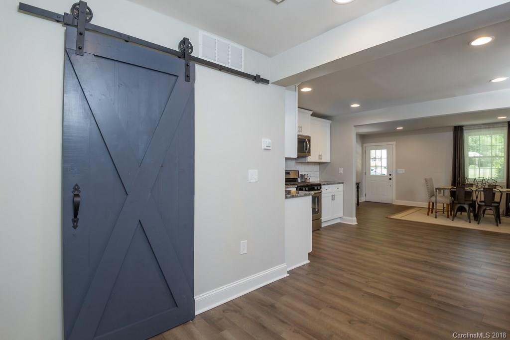 4626 Connecting Road Charlotte, NC 28209 - Photo 23 of 34