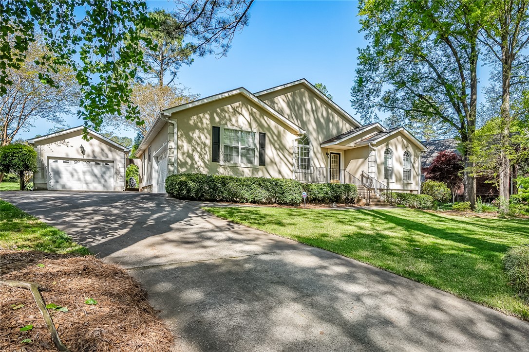 3001 Cobbs Way Anderson, SC 29621 - Photo 1 of 36 Gallery Image 1