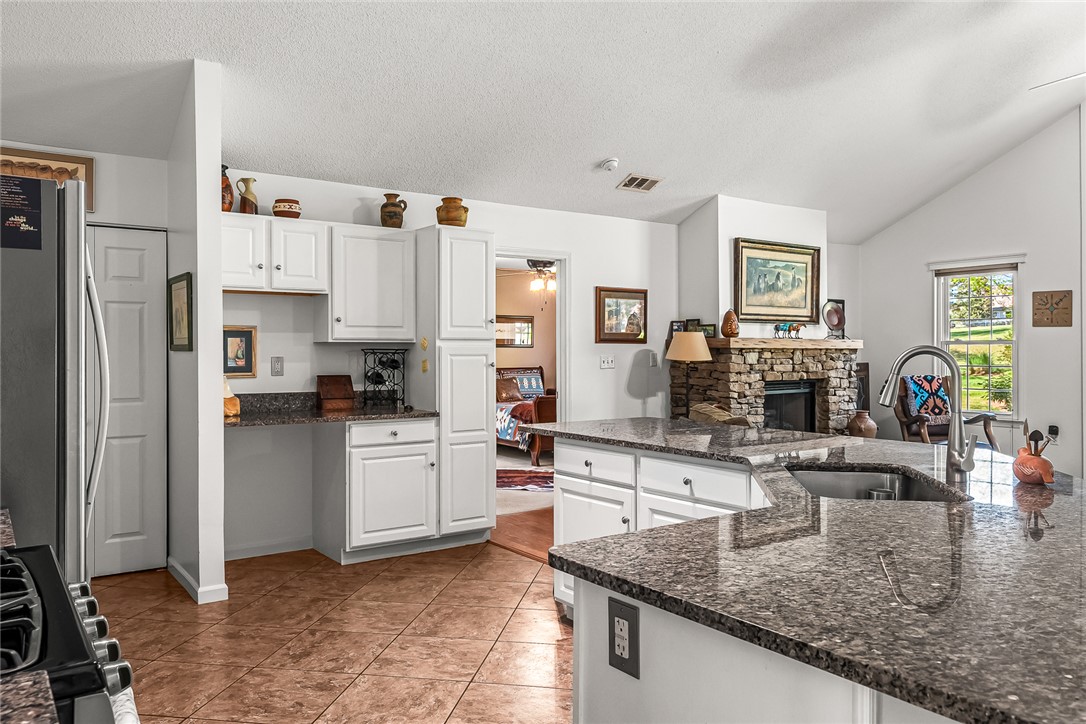 3001 Cobbs Way Anderson, SC 29621 - Photo 9 of 36 Gallery Image 9