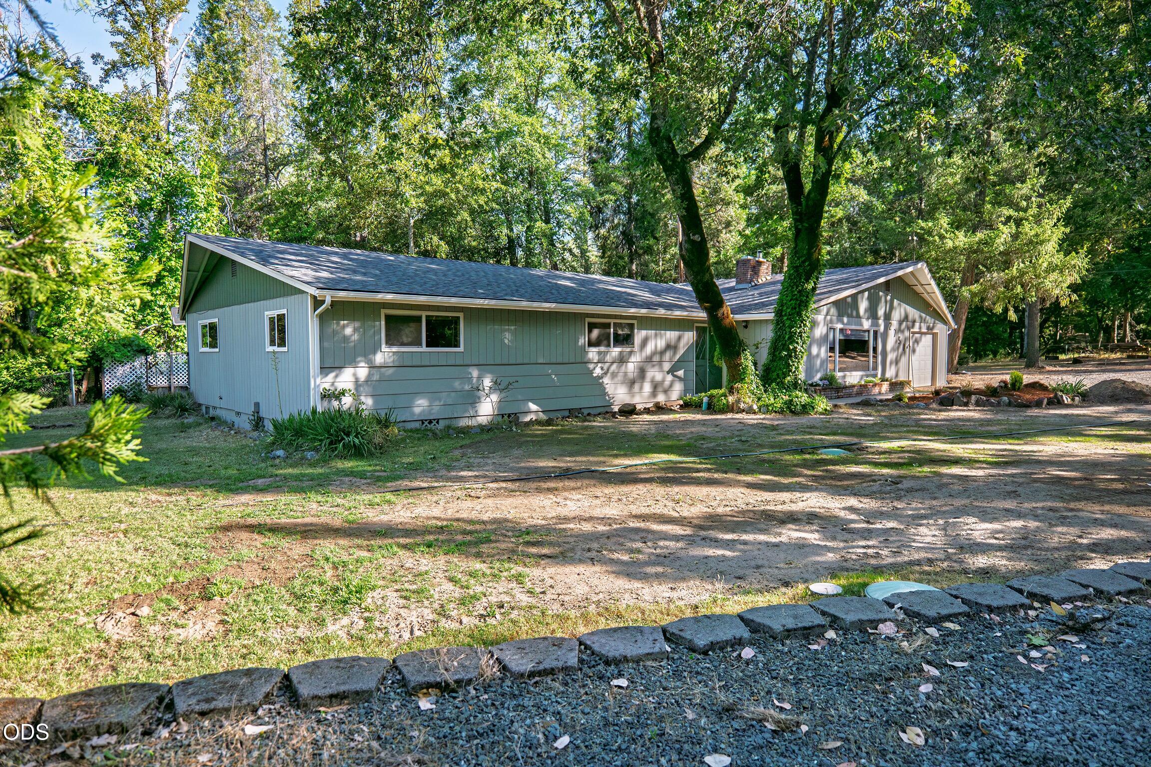 2750 Granite Hill Road Grants Pass, OR 97526 - Photo 40 of 47