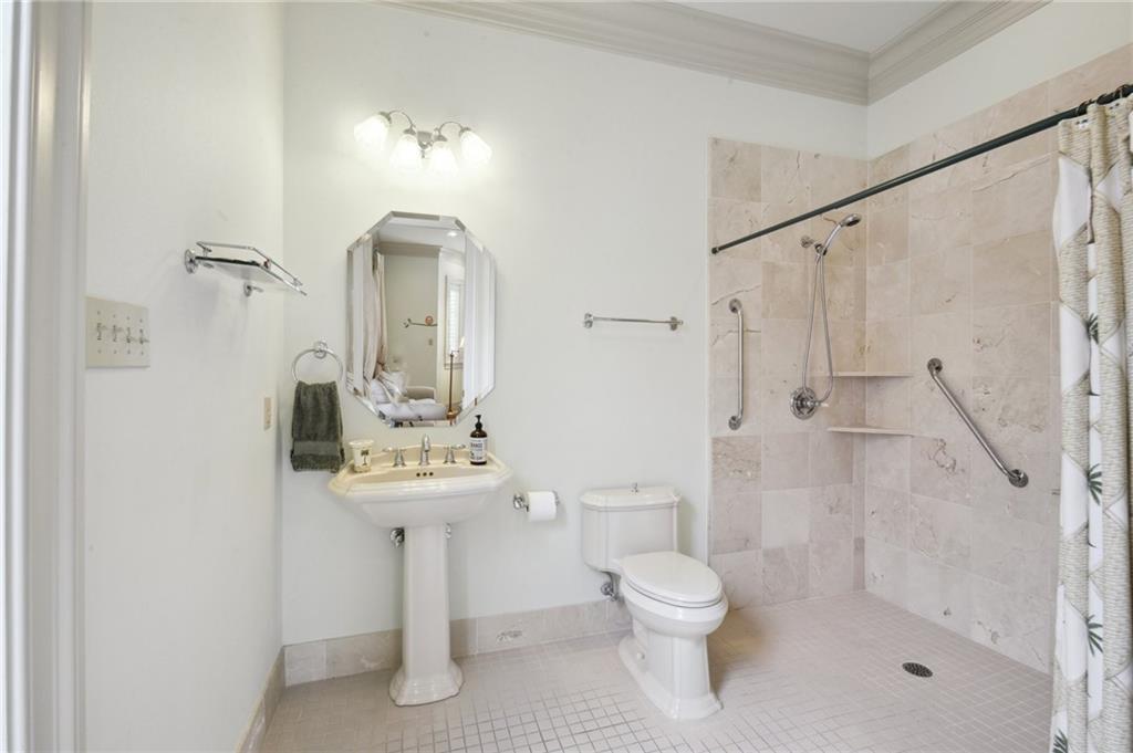 41 Savannah Ridge Lane Metairie, LA 70001 - Photo 13 of 45