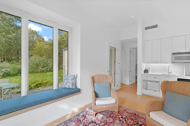 $14,000,000 | 8 Snail Road, Chilmark, MA 02535