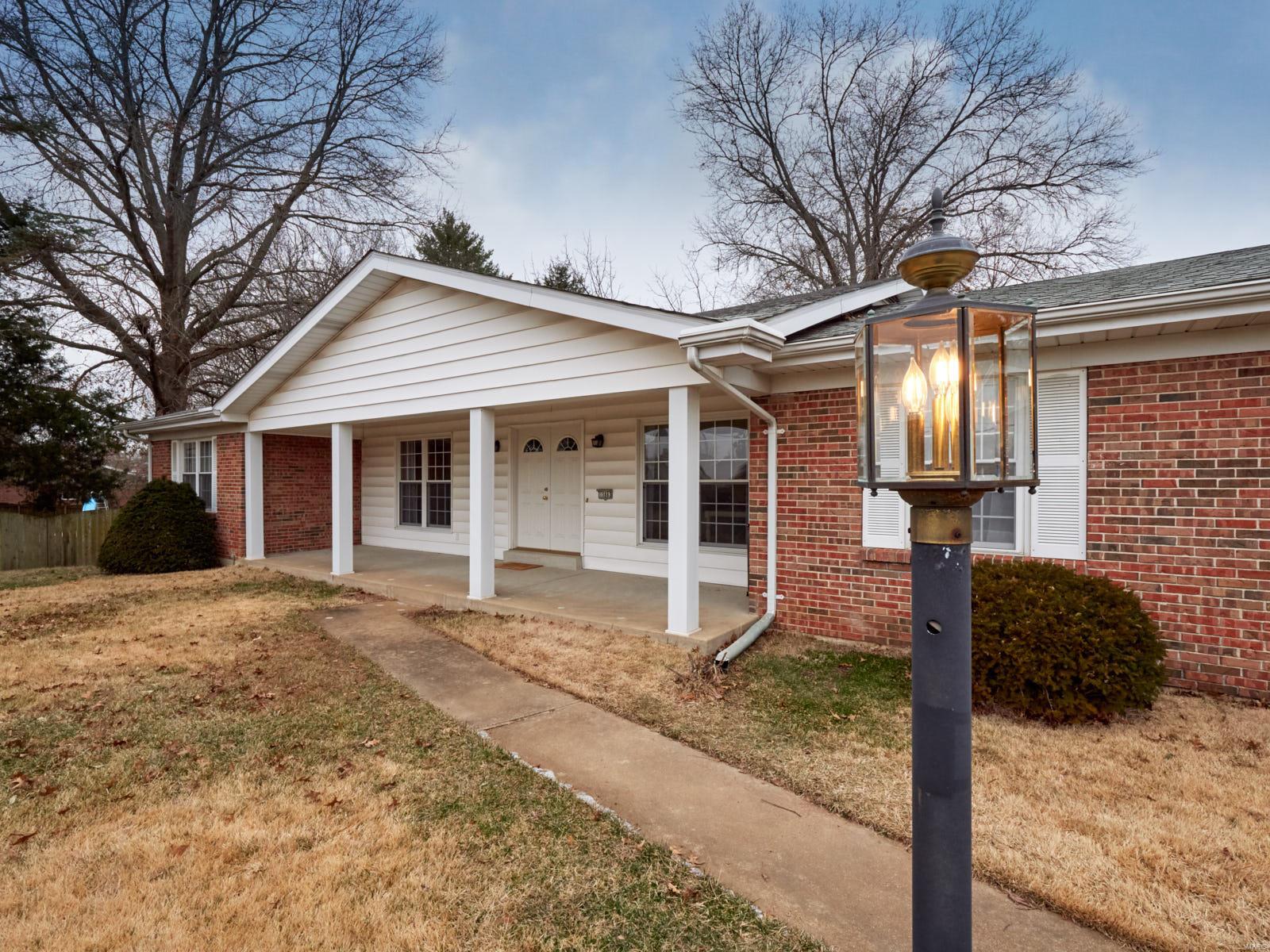 15663 Clayton Road Ballwin, MO 63011 - Photo 44 of 45 Gallery Image 44