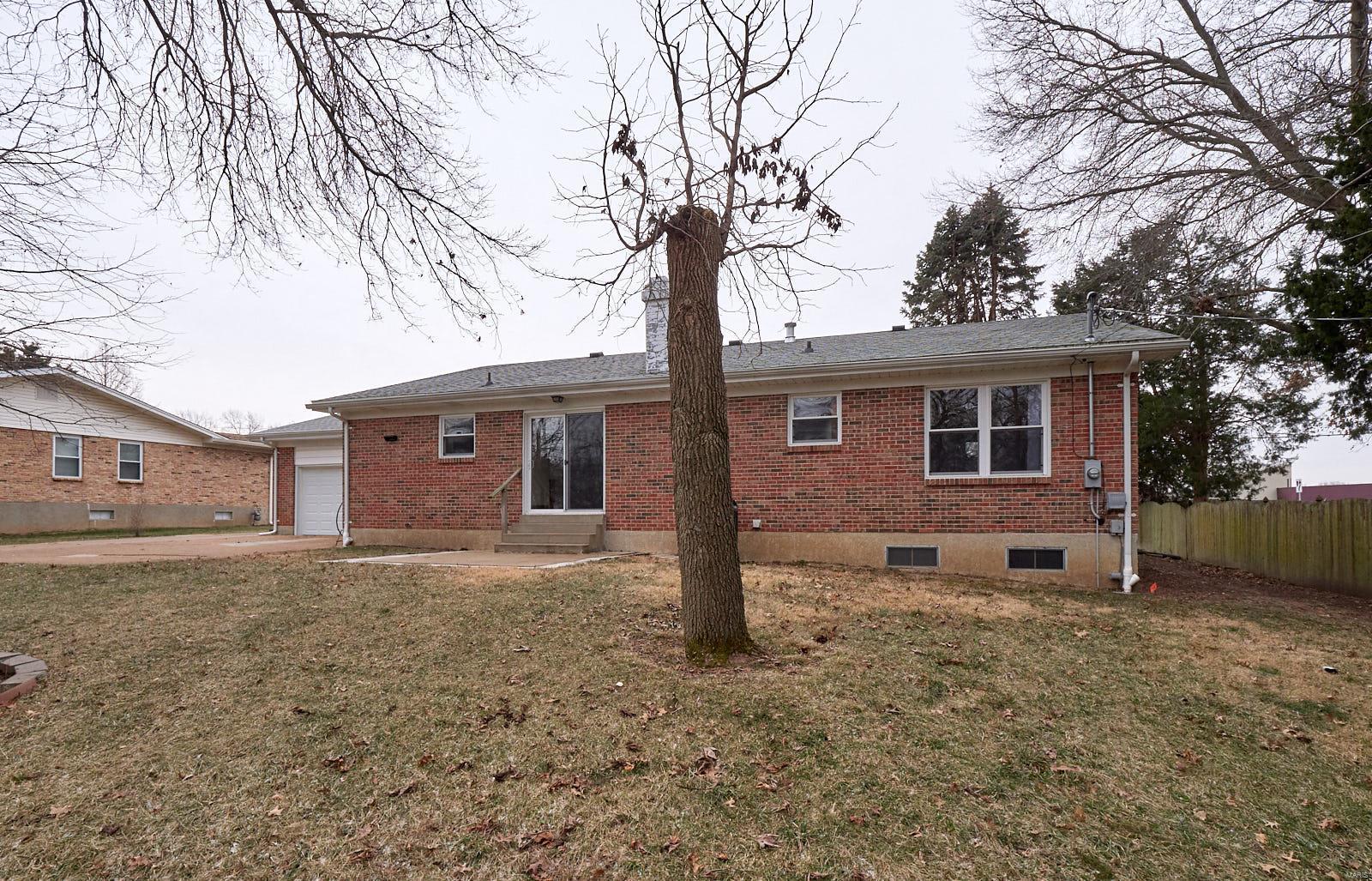 15663 Clayton Road Ballwin, MO 63011 - Photo 45 of 45 Gallery Image 45