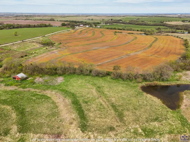 $125,000 | 7402 Southwest Davis Road, Auburn, KS 66402