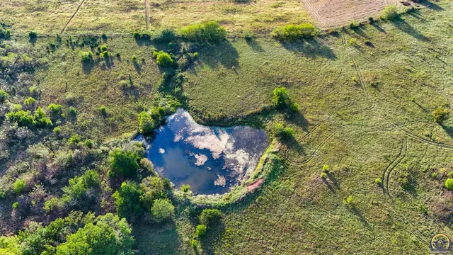 $125,000 | 7402 Southwest Davis Road, Auburn, KS 66402