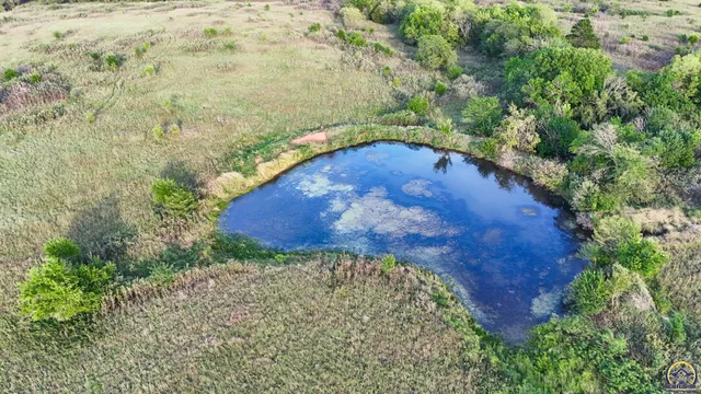 $125,000 | 7402 Southwest Davis Road, Auburn, KS 66402