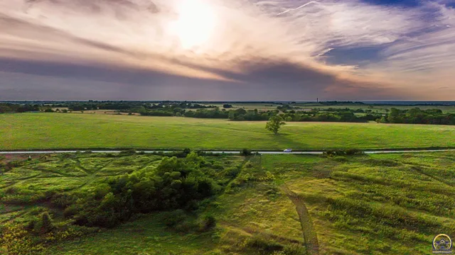 $125,000 | 7402 Southwest Davis Road, Auburn, KS 66402