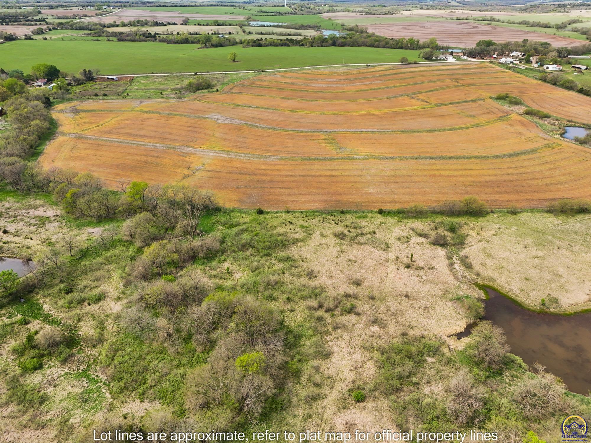 7402 Southwest Davis Road Auburn, KS 66402 - Photo 8 of 24