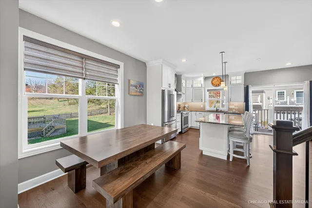 $890,000 | 166 3rd Avenue, Fontana, WI 53125