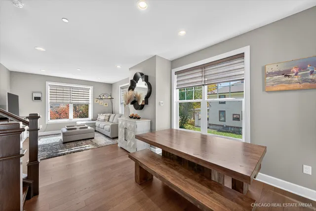 $890,000 | 166 3rd Avenue, Fontana, WI 53125