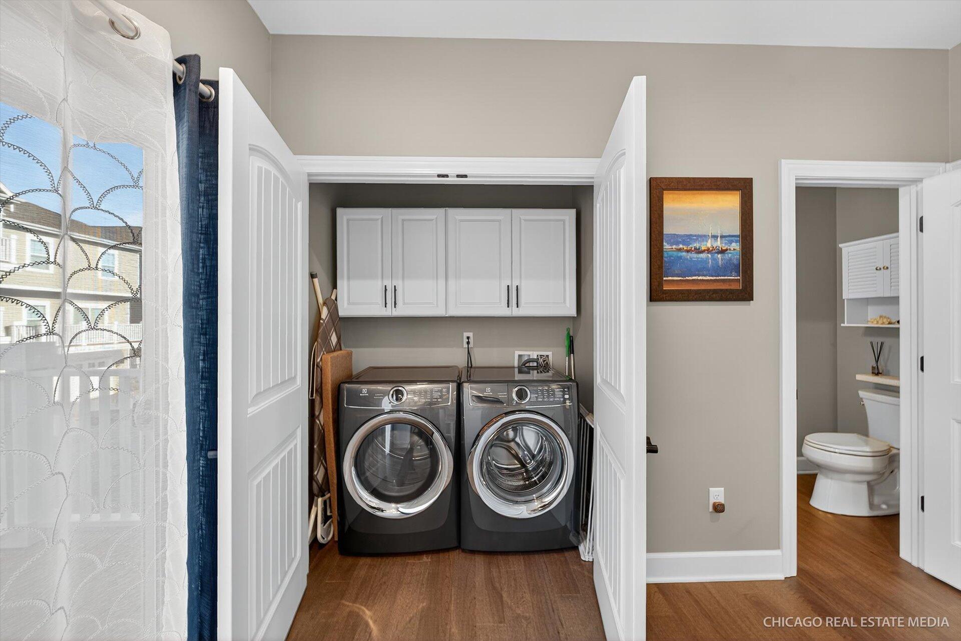 166 3rd Avenue Fontana, WI 53125 - Photo 21 of 37 23-166 Third Ave Fontana-35