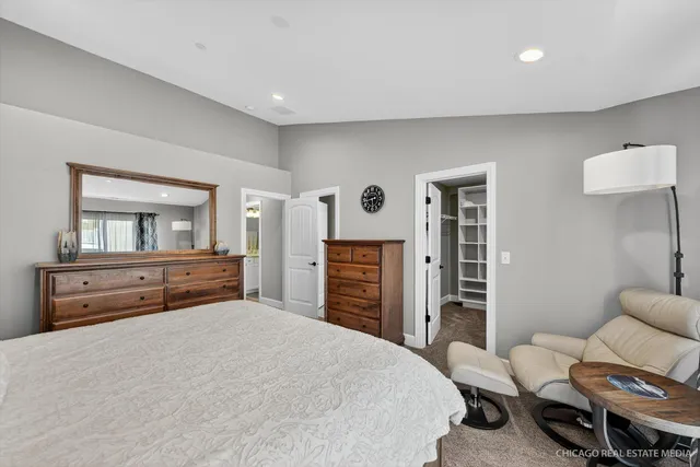 $890,000 | 166 3rd Avenue, Fontana, WI 53125