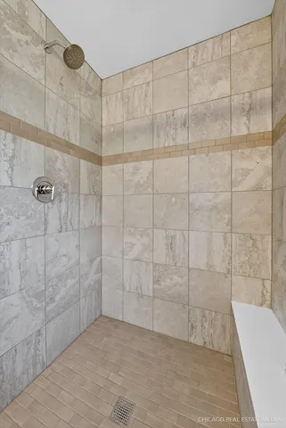 $890,000 | 166 3rd Avenue, Fontana, WI 53125