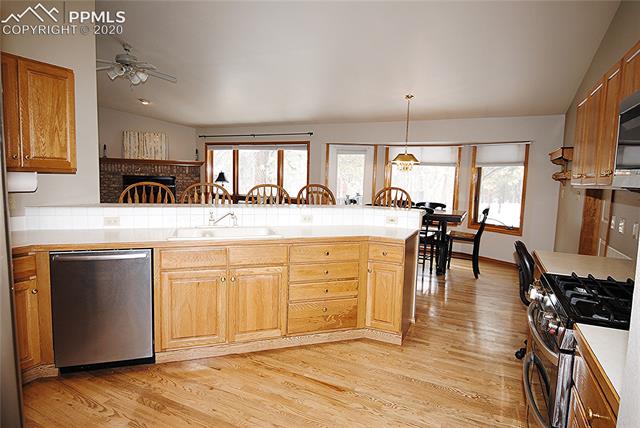 10820 Hungate Road Colorado Springs, CO 80908 - Photo 14 of 39