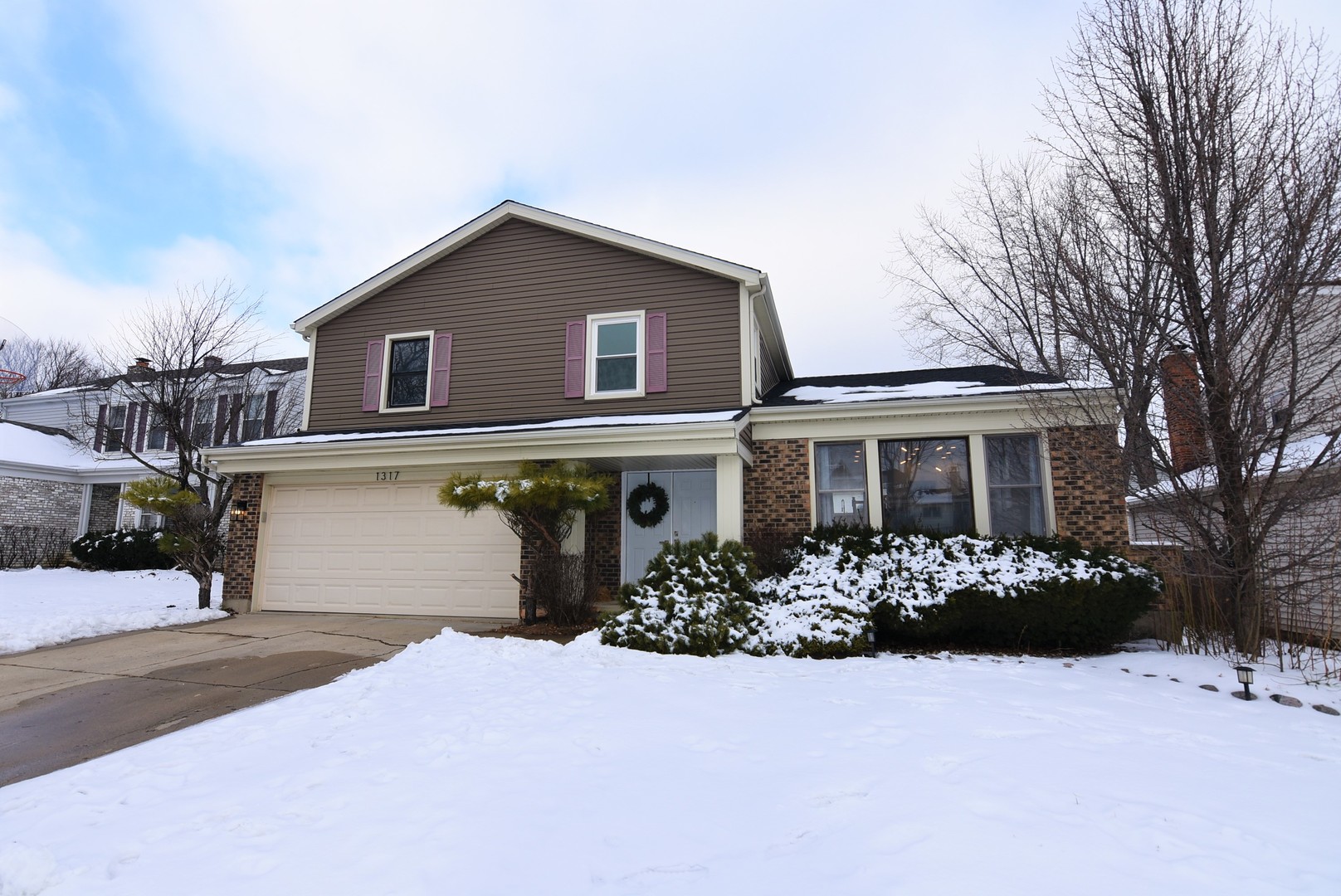 1317 Devonshire Road Buffalo Grove, IL 60089 - Photo 1 of 45
