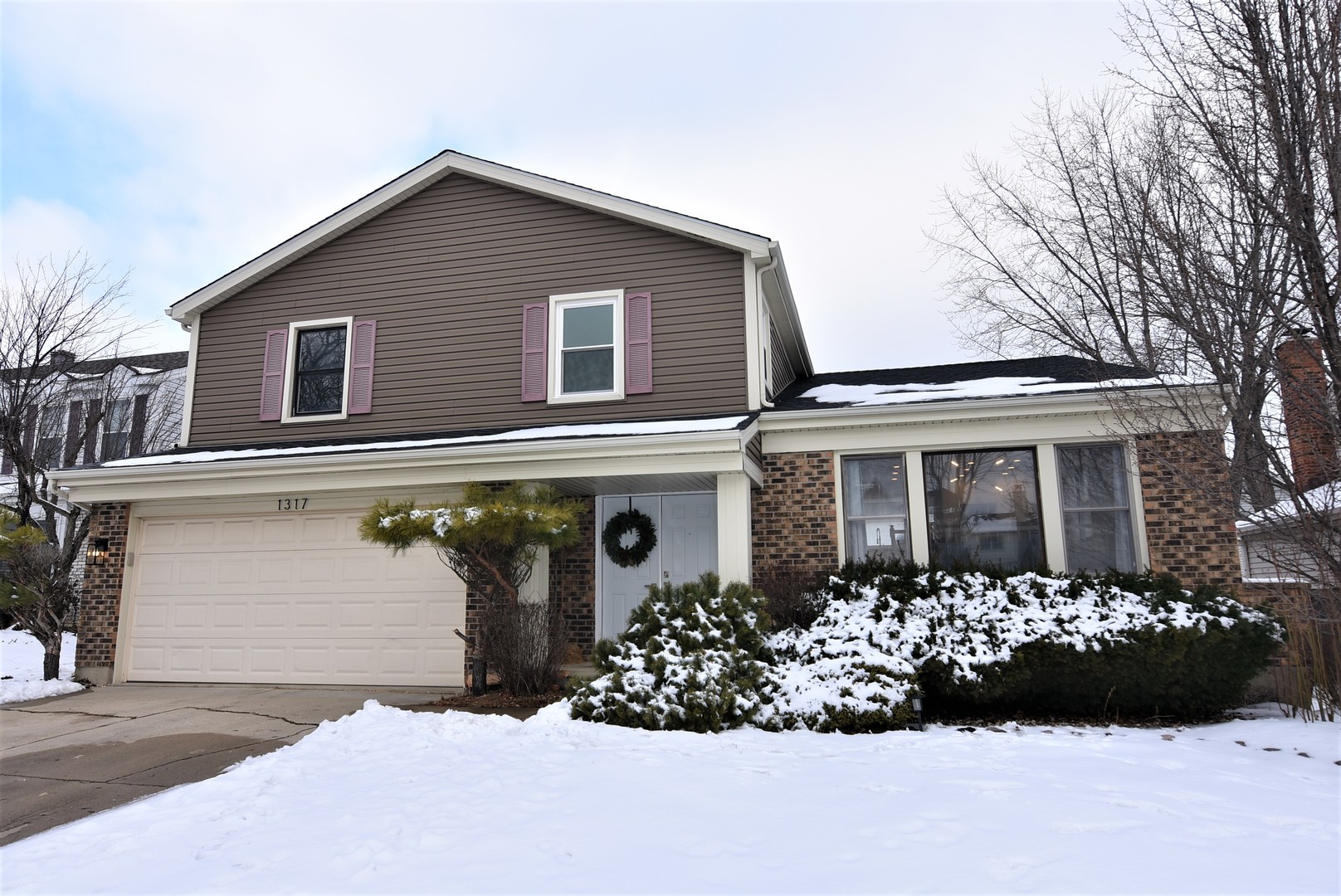 1317 Devonshire Road Buffalo Grove, IL 60089 - Photo 2 of 45