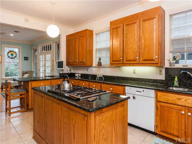 312 Buncombe Street Raleigh, NC 27609 - Photo 12 of 25