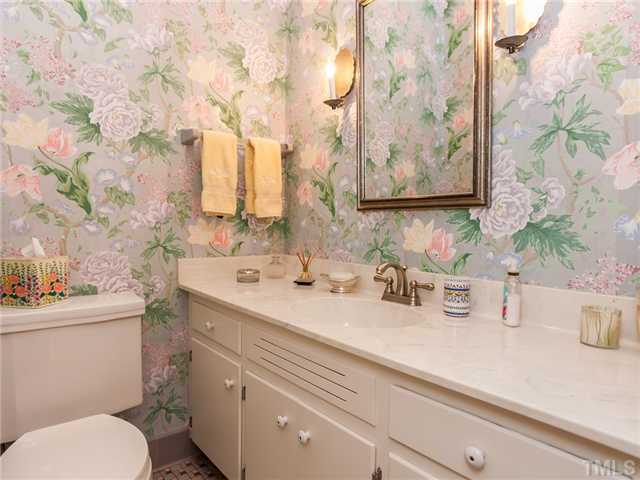 312 Buncombe Street Raleigh, NC 27609 - Photo 14 of 25