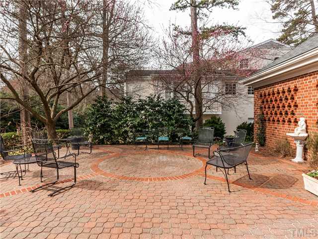 312 Buncombe Street Raleigh, NC 27609 - Photo 23 of 25
