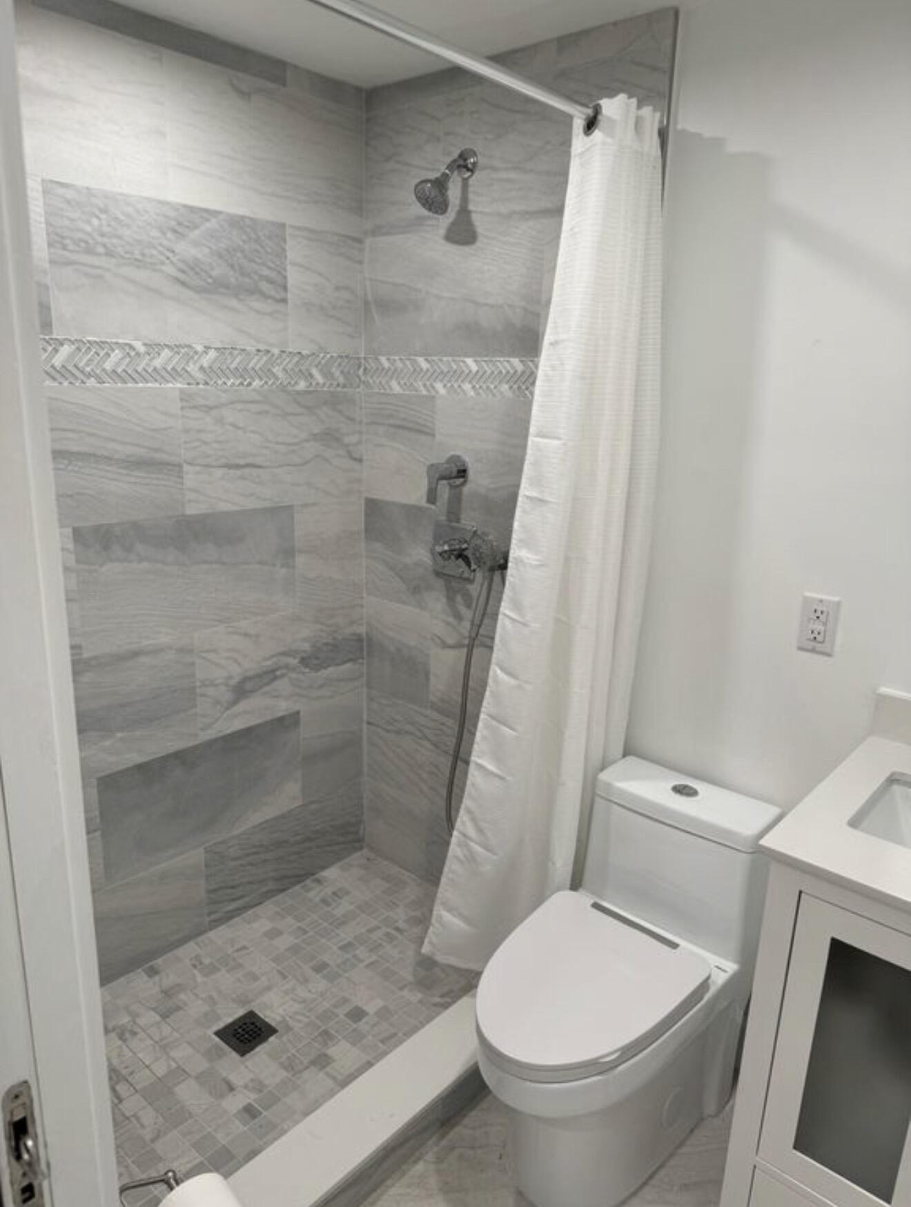 562 Lazy Lane, Unit A Key Largo, FL 33037 - Photo 7 of 11 IMG_7740