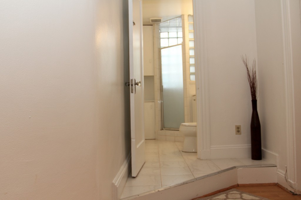 139 Beaconsfield Road, Unit B2 Brookline, MA 02445 - Photo 10 of 16 Gallery Image 10