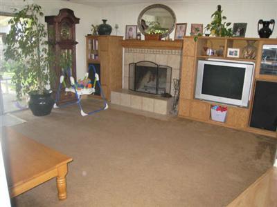 625 West Shoemake Avenue Reedley, CA 93654 - Photo 6 of 13 Gallery Image 6