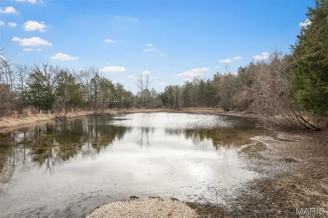 $164,999 | 184 Finney Lake Drive, Robertsville, MO 63072