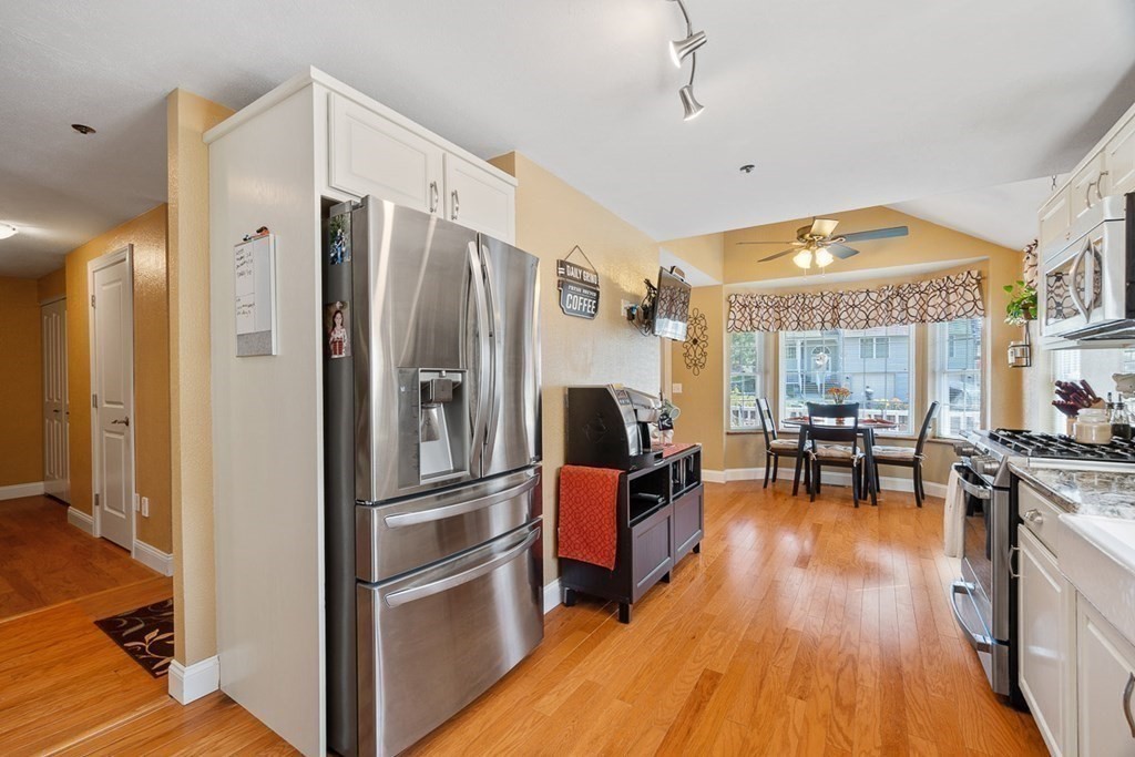 24 Centerview Road, Unit 24 Atkinson, NH 03811 - Photo 11 of 40
