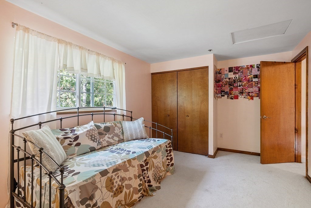 24 Centerview Road, Unit 24 Atkinson, NH 03811 - Photo 22 of 40