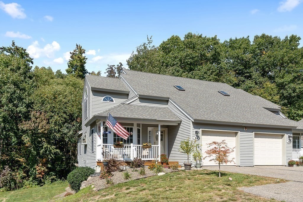 24 Centerview Road, Unit 24 Atkinson, NH 03811 - Photo 5 of 40